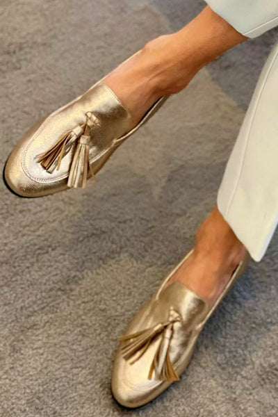 Naomi – Moccasin
