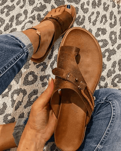 Delia – Sandals