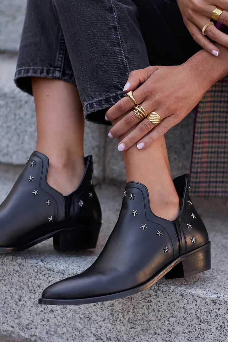 Deborah – Boot