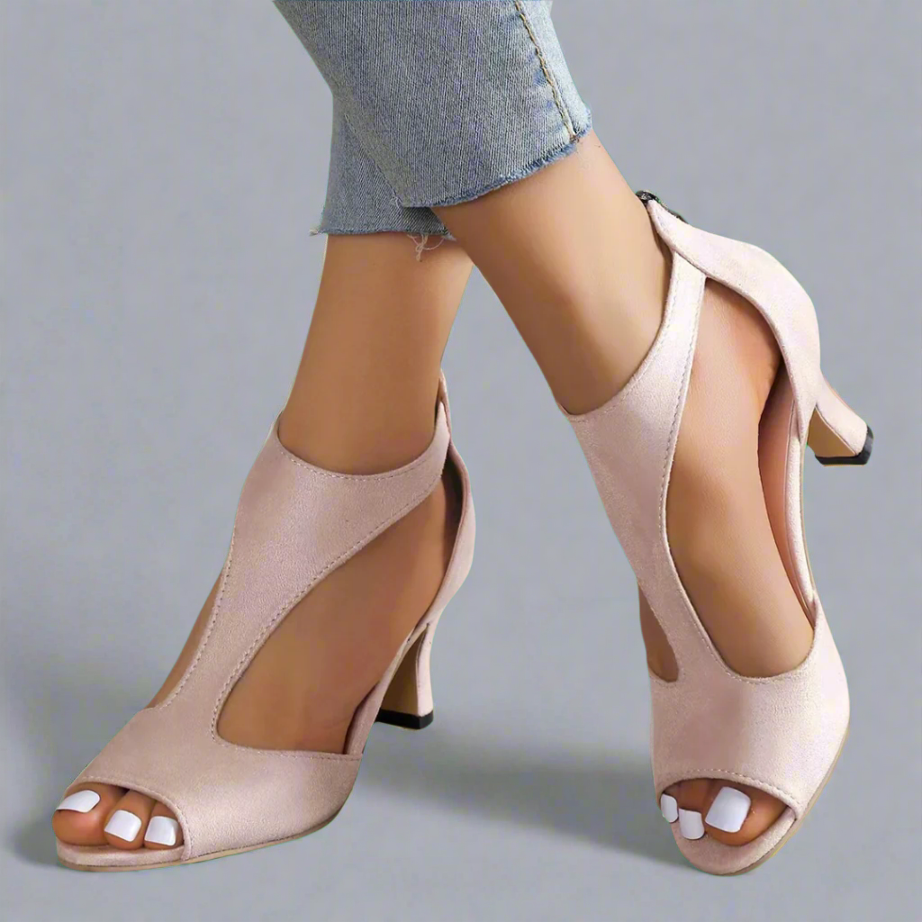 Barbara – Heels