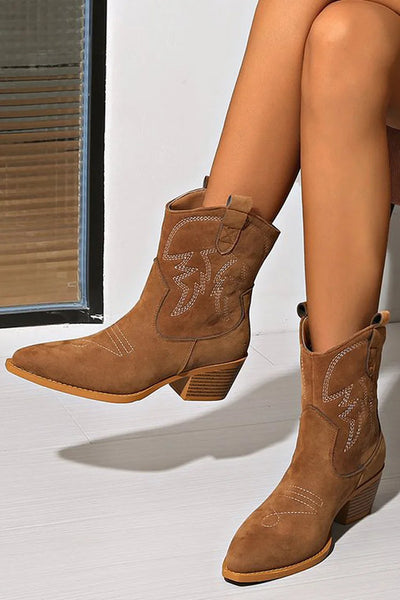 Ellie – Boot