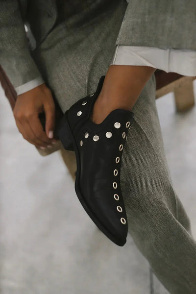 Brenda – Boots