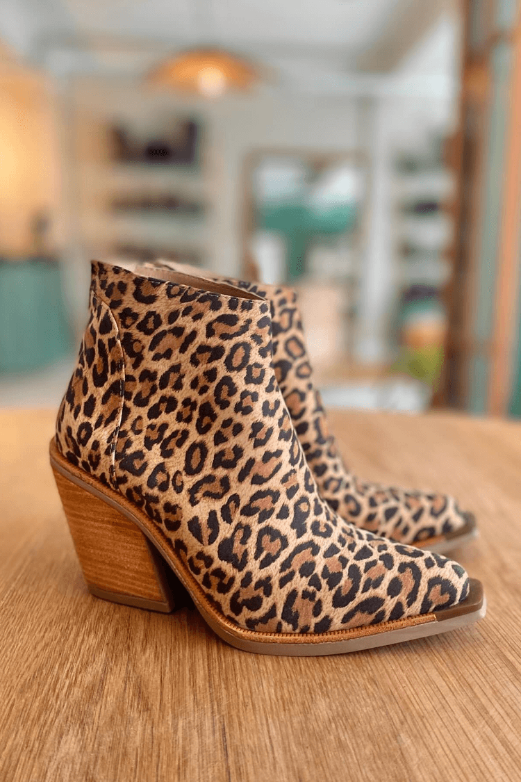 Audrey – Boot