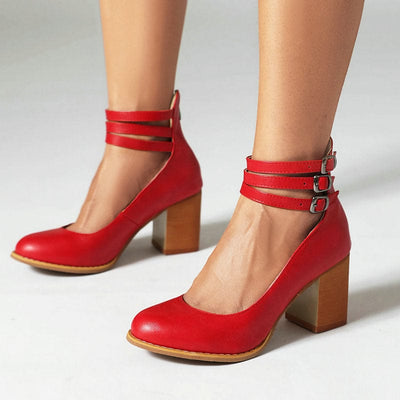 Ariana – Heels