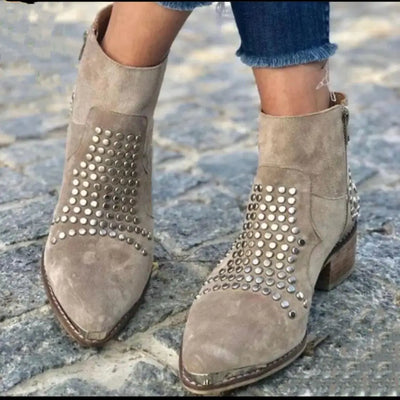Cadence – Boots