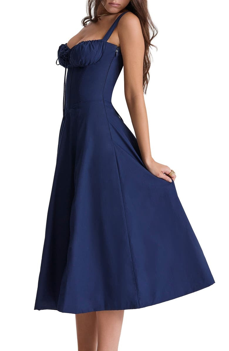 Oakley – Dress