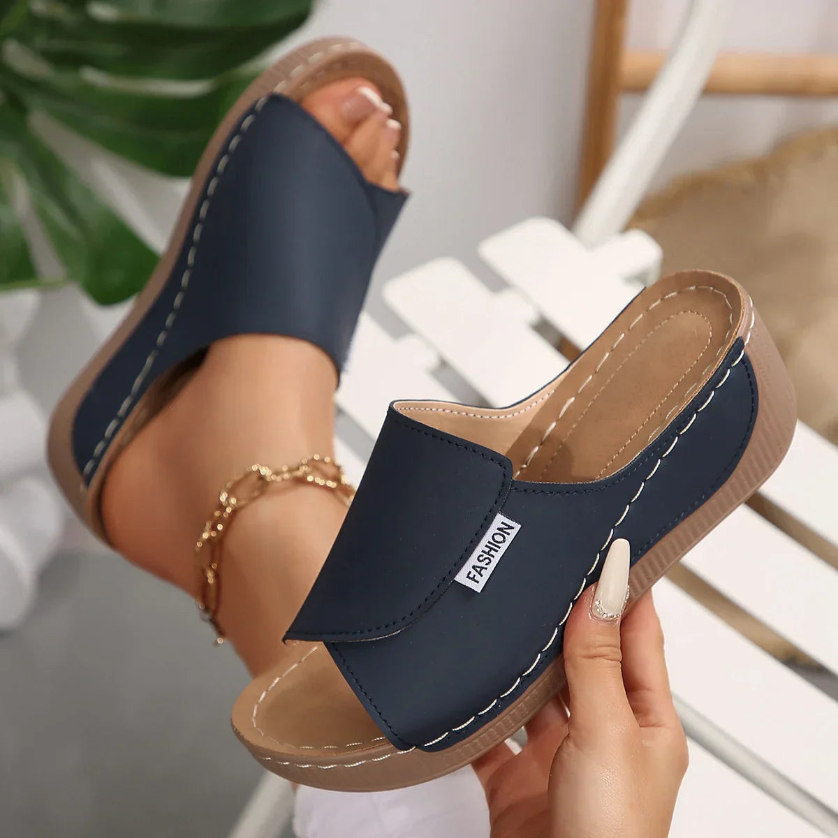 Selene – Sandals