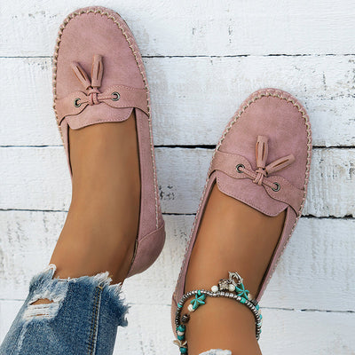 Lisa – Moccasins