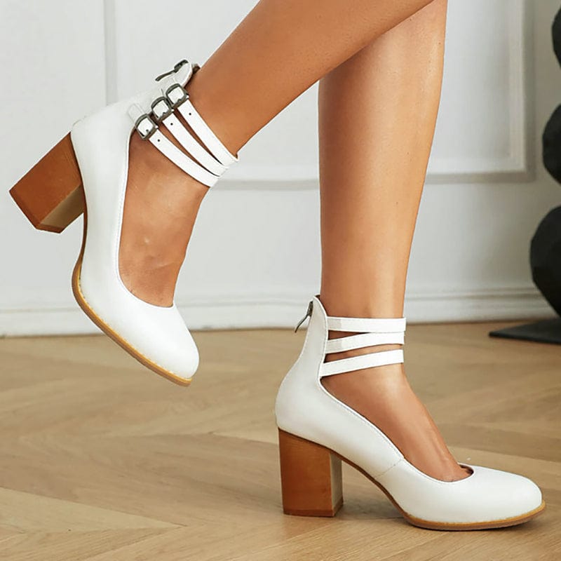 Ariana – Heels